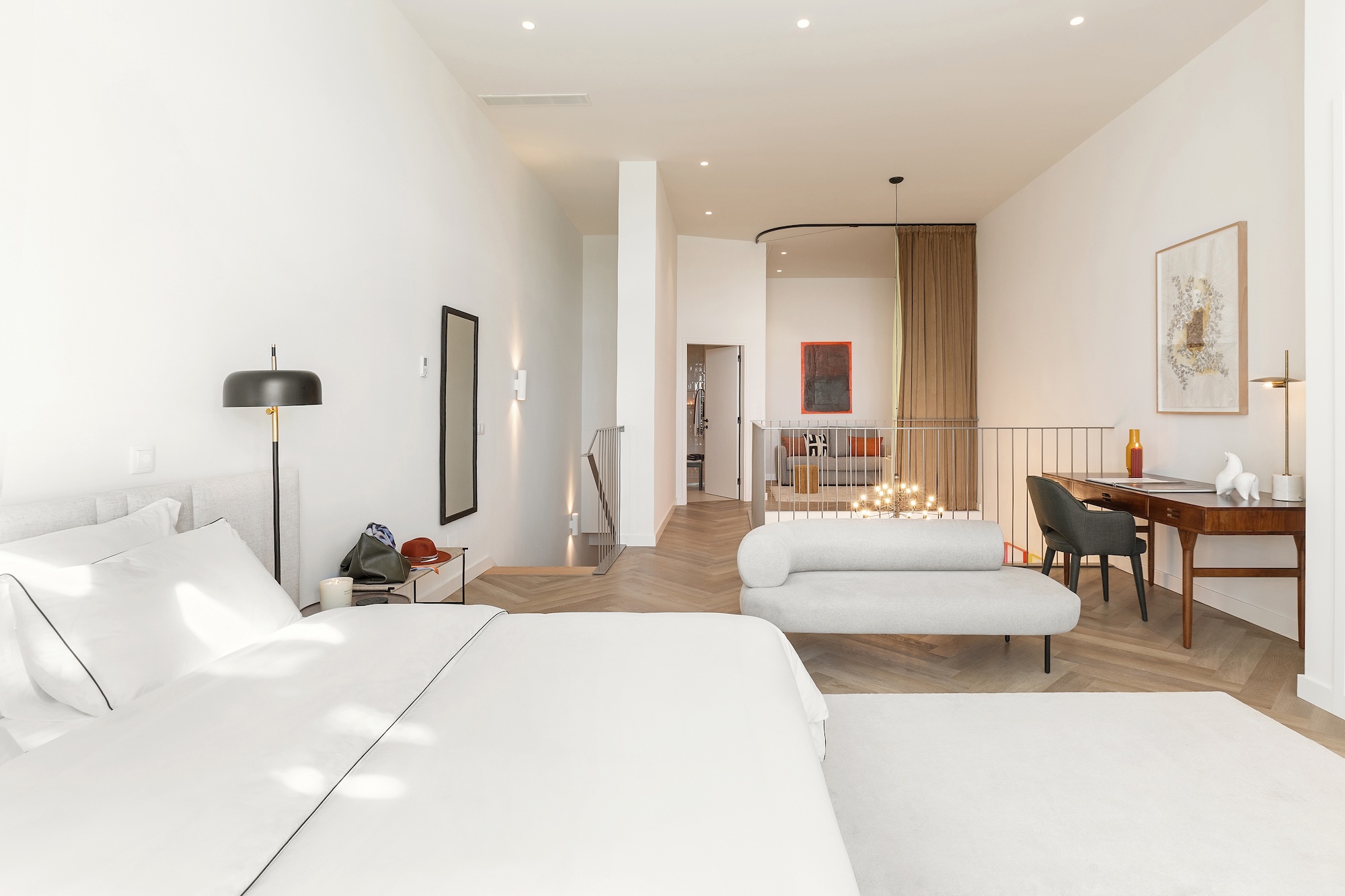 00039Staging-Factory-Upon-Mundet-Seixal