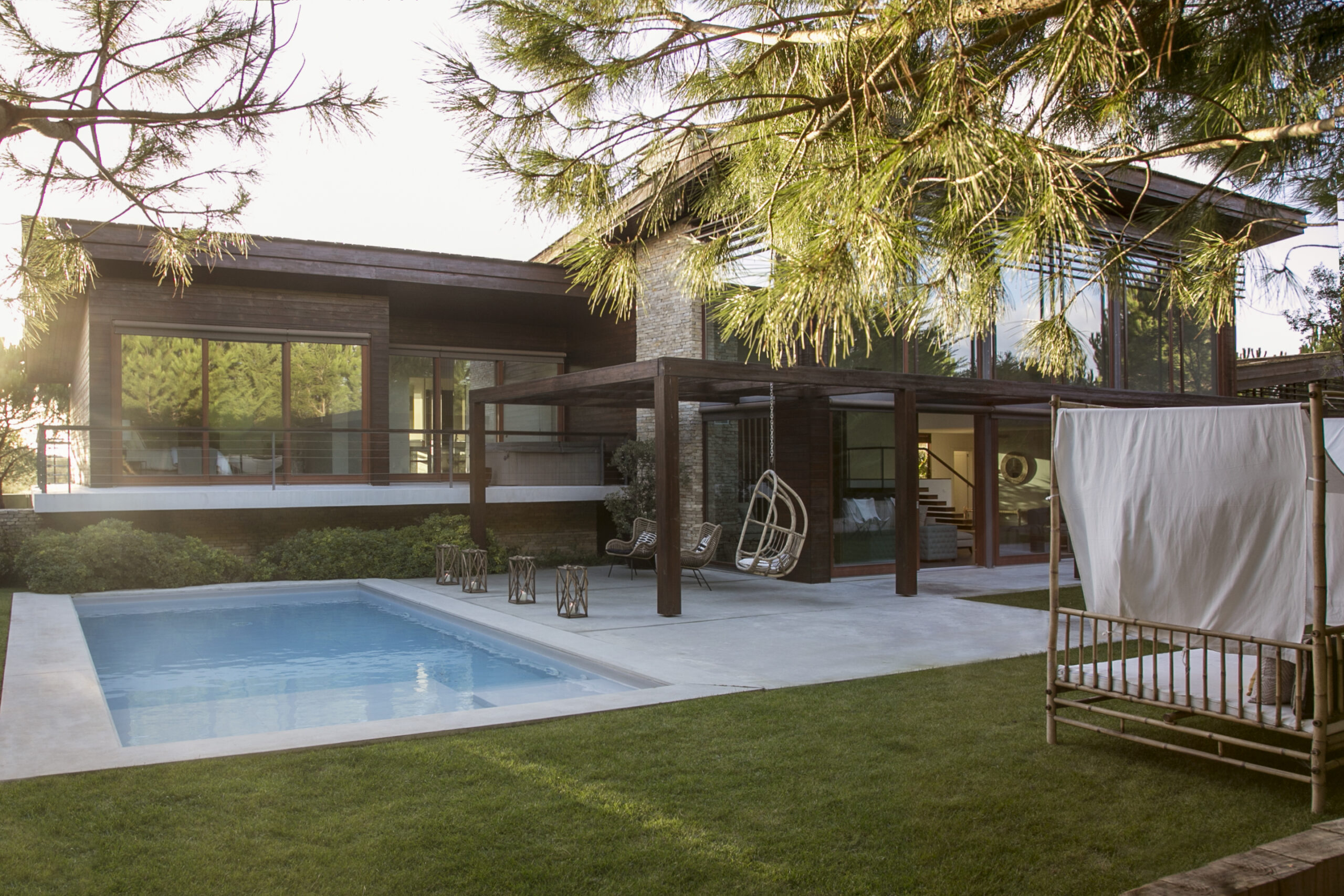 52_TroiaResort_Home_Staging_Factory