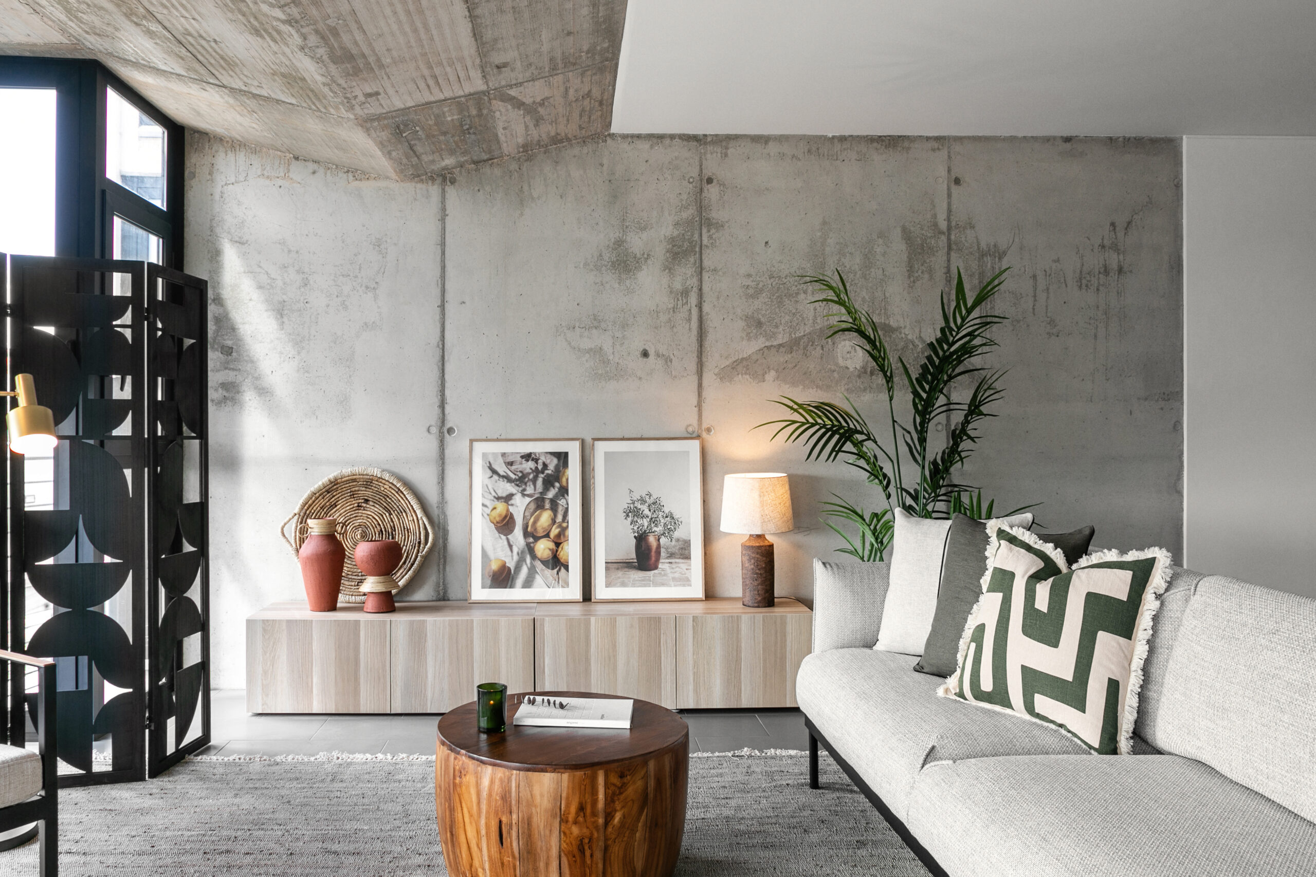 7STAGING_FACTORY_Silves_Five_Bridges_LT21