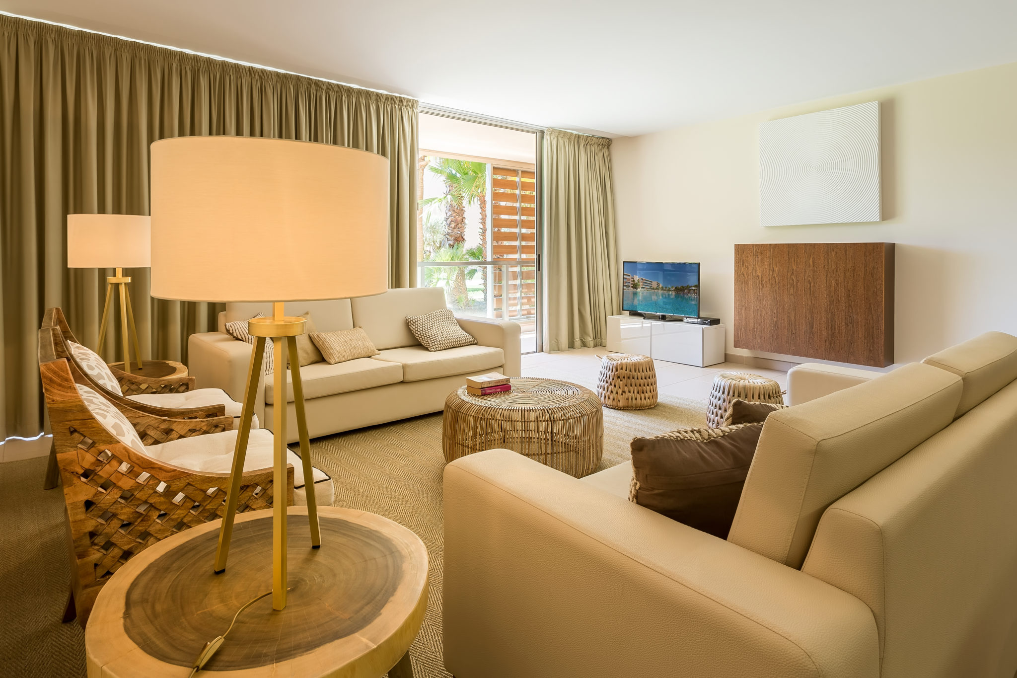 Nau_Hotels__Resorts_Salgados_Vila_das_Lagoas_home_staging_factory_9203ed-2048x1365